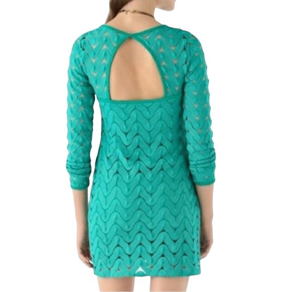 Free People Green Crochet Dress Size S Wild Things Cut Out Back Mini Long Sleeve - Picture 1 of 11